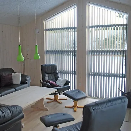 Holiday Fyrrevaenget H- 1300 Vakantiehuis